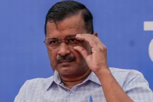 अरविंद केजरीवाल: How Does Arvind Kejriwal’s Support for Mamata Banerjee Shape West Bengal Politics?