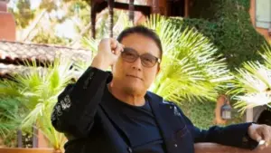 रॉबर्ट कियोसाकी: What Does Robert Kiyosaki Predict About the Upcoming Economic Crash?