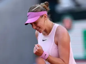 Amanda Anisimova Makes Winning Return to Wimbledon