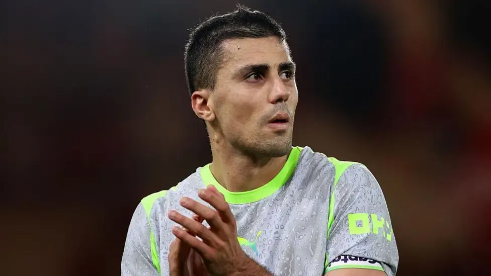 Close up of Rodri in an away Man City shirt