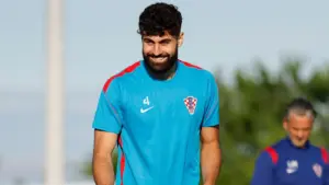 Manchester City’s Gvardiol signs new contract
