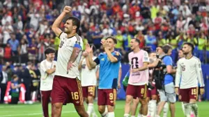 Spain finds 2010 World Cup spirit in quest for second title