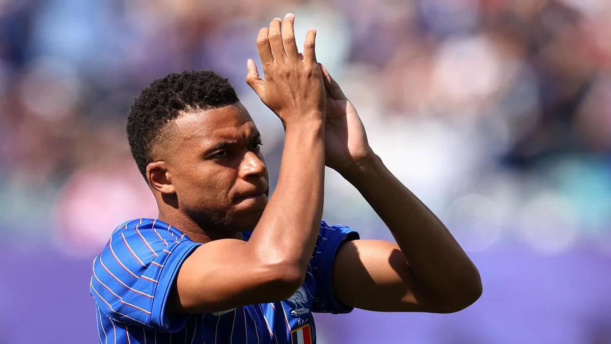 Paraguay v France: World Cup last 16 – live