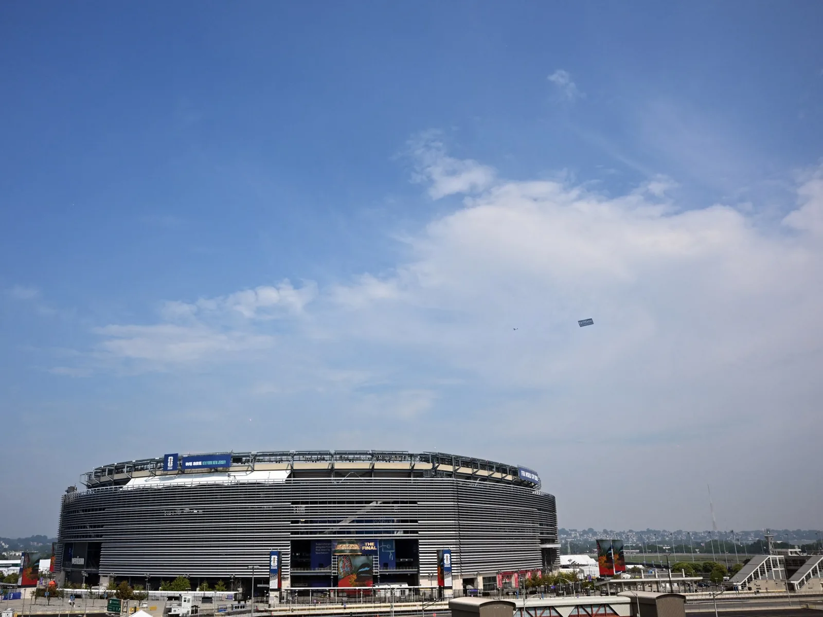 Smoke, travel and Trump threaten New York’s grand World Cup finale