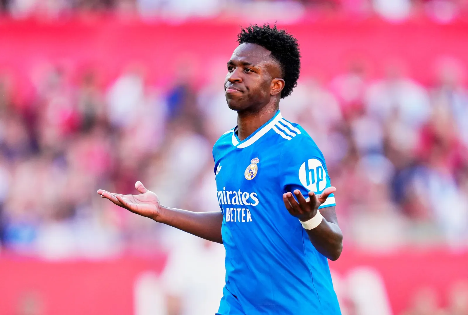 Real Madrid set Vinicius ultimatum: extend now or face summer sale -report
